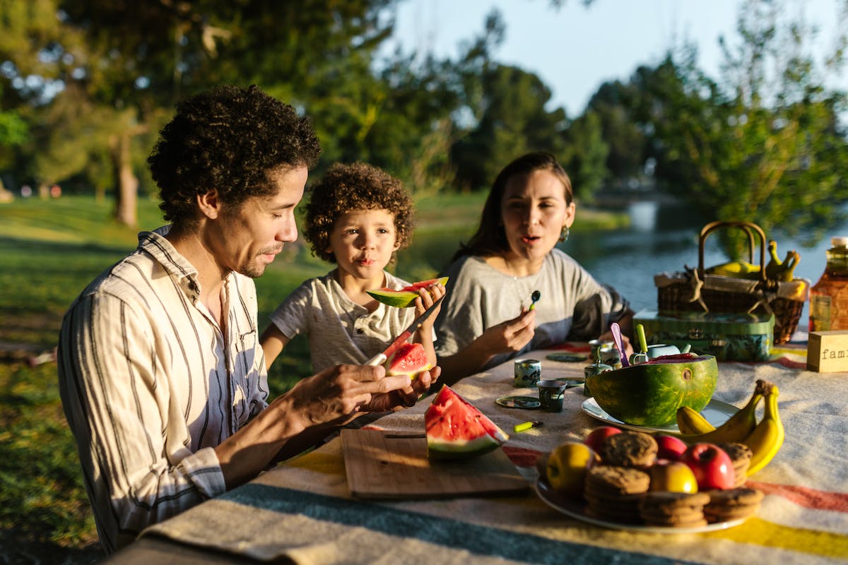 eating fruits